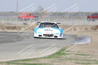 media/Oct-25-2025-CalClub SCCA (Sat) [[34c778dfbe]]/Group 3/Qualifying/